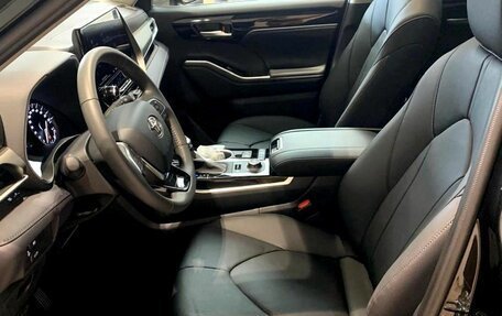 Toyota Highlander, 2026 год, 5 780 000 рублей, 8 фотография
