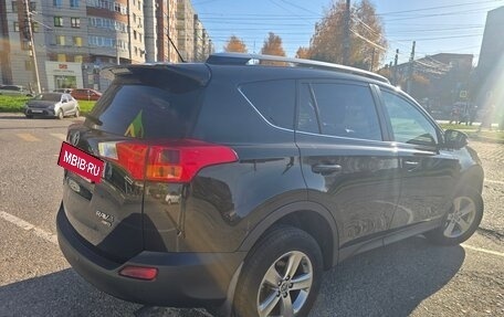 Toyota RAV4, 2015 год, 1 700 000 рублей, 3 фотография