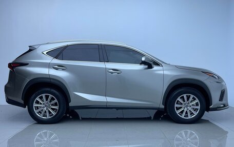 Lexus NX I, 2020 год, 2 435 000 рублей, 9 фотография