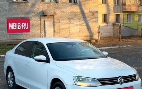 Volkswagen Jetta VII, 2013 год, 1 050 000 рублей, 1 фотография