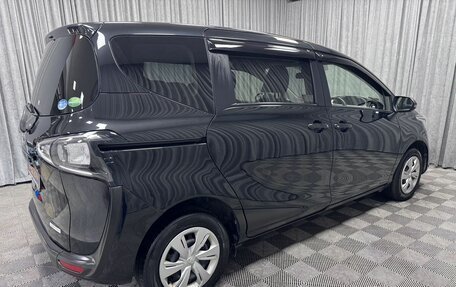 Toyota Sienta II, 2020 год, 1 450 000 рублей, 16 фотография