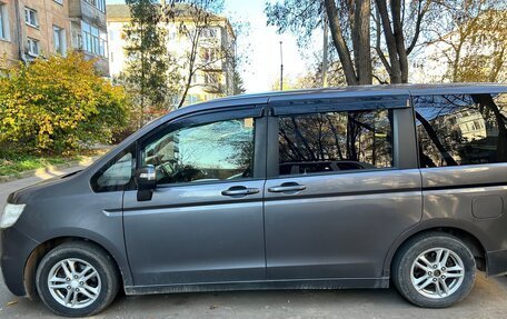 Honda Stepwgn IV рестайлинг, 2014 год, 1 200 000 рублей, 4 фотография