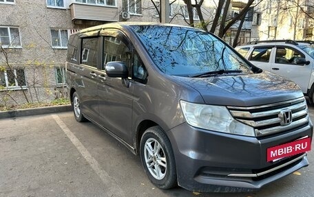 Honda Stepwgn IV рестайлинг, 2014 год, 1 200 000 рублей, 3 фотография