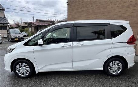 Honda Freed II, 2017 год, 1 200 014 рублей, 2 фотография