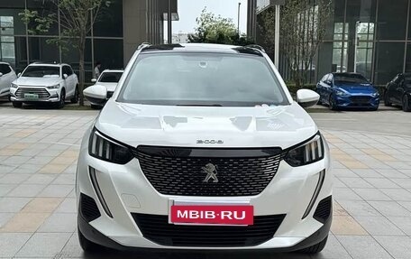 Peugeot 2008 II, 2022 год, 1 084 000 рублей, 2 фотография