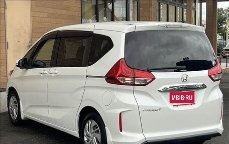 Honda Freed II, 2017 год, 1 200 014 рублей, 8 фотография