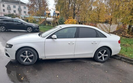 Audi A4, 2011 год, 700 000 рублей, 3 фотография