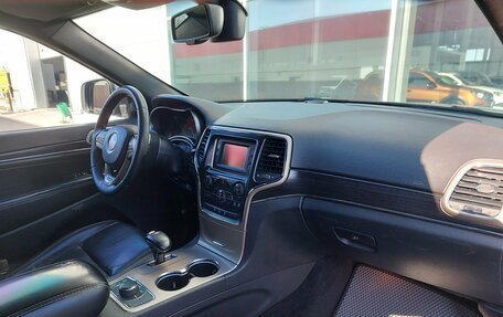 Jeep Grand Cherokee, 2014 год, 2 099 000 рублей, 14 фотография