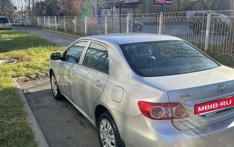 Toyota Corolla, 2010 год, 880 000 рублей, 3 фотография