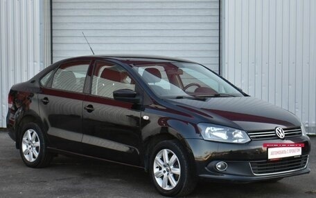 Volkswagen Polo VI (EU Market), 2012 год, 649 000 рублей, 3 фотография