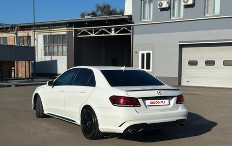 Mercedes-Benz E-Класс, 2015 год, 2 150 000 рублей, 3 фотография