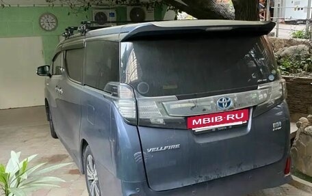Toyota Vellfire I, 2015 год, 3 300 000 рублей, 3 фотография