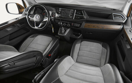 Volkswagen Multivan T6 рестайлинг, 2020 год, 5 599 000 рублей, 11 фотография