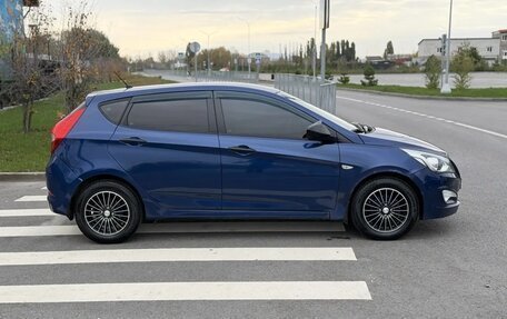 Hyundai Solaris II рестайлинг, 2015 год, 550 000 рублей, 2 фотография