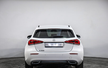 Mercedes-Benz A-Класс, 2018 год, 2 089 777 рублей, 7 фотография