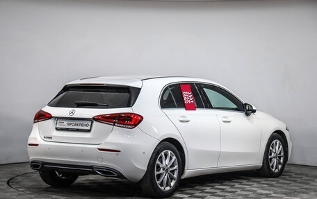 Mercedes-Benz A-Класс, 2018 год, 2 089 777 рублей, 5 фотография