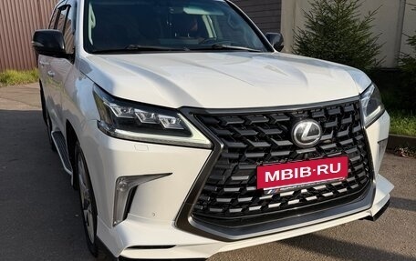 Lexus LX III, 2017 год, 5 995 000 рублей, 2 фотография