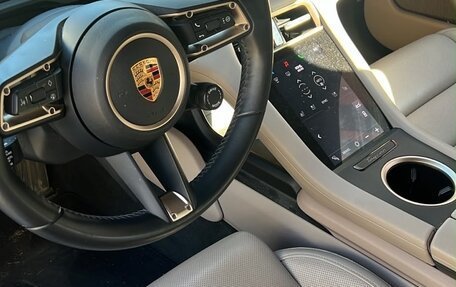 Porsche Taycan I, 2022 год, 10 050 000 рублей, 6 фотография