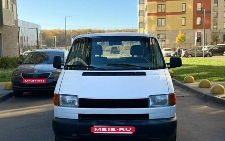 Volkswagen Transporter T4, 2000 год, 450 000 рублей, 2 фотография