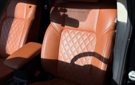 Mitsubishi Outlander III рестайлинг 3, 2018 год, 2 300 000 рублей, 9 фотография