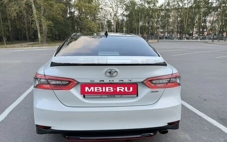Toyota Camry, 2020 год, 2 900 000 рублей, 7 фотография