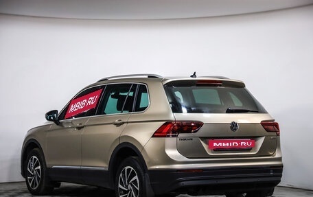 Volkswagen Tiguan II, 2018 год, 1 539 777 рублей, 7 фотография