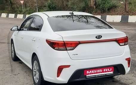 KIA Rio IV, 2019 год, 1 550 000 рублей, 4 фотография