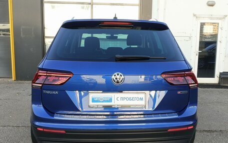 Volkswagen Tiguan II, 2018 год, 2 178 000 рублей, 6 фотография