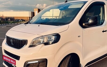 Peugeot Traveller I, 2019 год, 3 480 000 рублей, 2 фотография