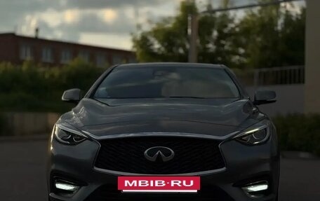 Infiniti Q30, 2016 год, 2 000 000 рублей, 3 фотография