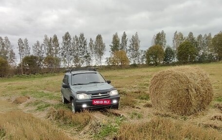 Chevrolet Niva I рестайлинг, 2004 год, 350 000 рублей, 2 фотография