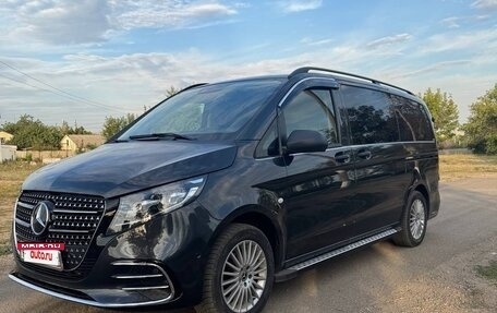 Mercedes-Benz V-Класс, 2021 год, 4 199 000 рублей, 2 фотография