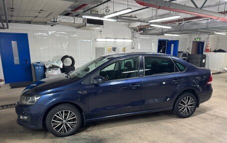 Volkswagen Polo VI (EU Market), 2016 год, 1 100 000 рублей, 1 фотография