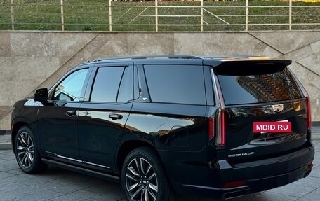 Cadillac Escalade V, 2021 год, 9 500 000 рублей, 4 фотография
