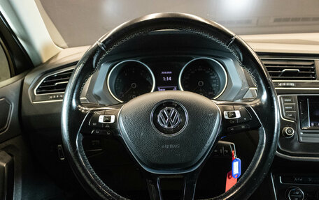Volkswagen Tiguan II, 2017 год, 1 869 000 рублей, 6 фотография
