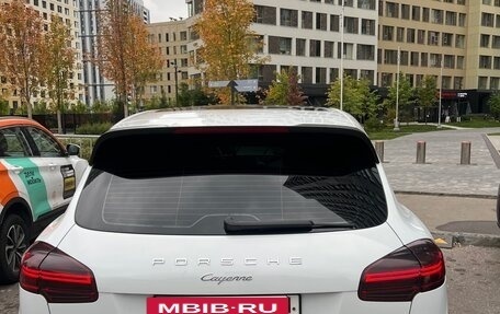 Porsche Cayenne III, 2015 год, 3 180 000 рублей, 5 фотография
