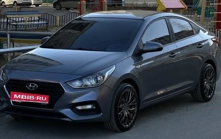 Hyundai Solaris II рестайлинг, 2020 год, 1 000 000 рублей, 1 фотография