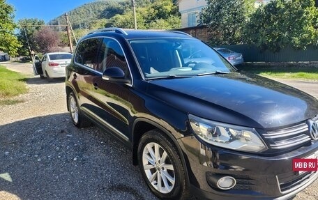 Volkswagen Tiguan I, 2011 год, 1 000 000 рублей, 2 фотография