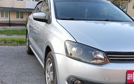 Volkswagen Polo VI (EU Market), 2013 год, 800 000 рублей, 3 фотография