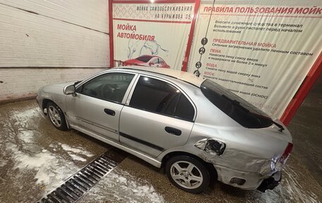 Mitsubishi Carisma I, 2003 год, 70 000 рублей, 4 фотография