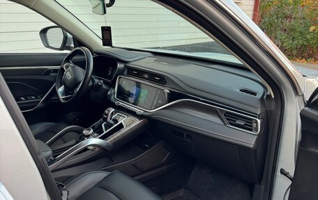 Geely Atlas, 2023 год, 1 800 000 рублей, 2 фотография