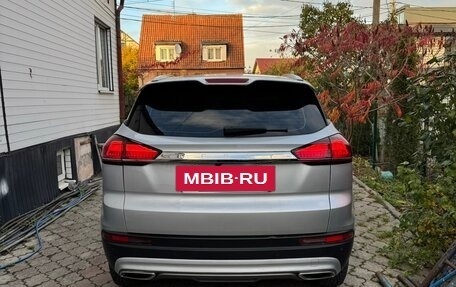 Geely Atlas, 2023 год, 1 800 000 рублей, 9 фотография