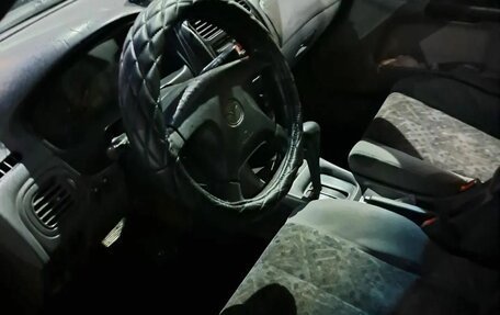 Mazda 323, 1999 год, 230 000 рублей, 4 фотография