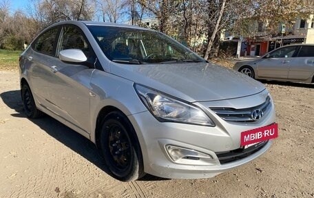 Hyundai Solaris II рестайлинг, 2016 год, 1 100 000 рублей, 2 фотография