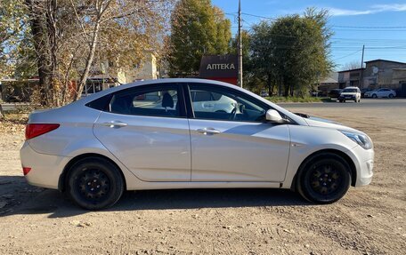 Hyundai Solaris II рестайлинг, 2016 год, 1 100 000 рублей, 6 фотография