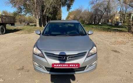 Hyundai Solaris II рестайлинг, 2016 год, 1 100 000 рублей, 8 фотография