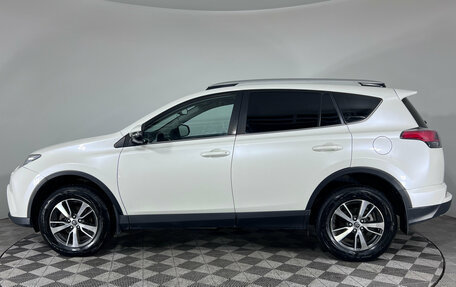 Toyota RAV4, 2017 год, 2 350 000 рублей, 8 фотография