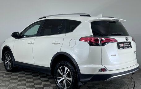 Toyota RAV4, 2017 год, 2 350 000 рублей, 4 фотография