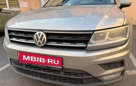 Volkswagen Tiguan II, 2018 год, 1 850 000 рублей, 3 фотография