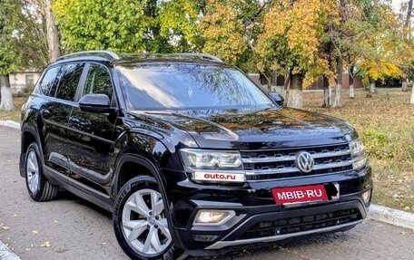 Volkswagen Teramont I, 2018 год, 2 350 000 рублей, 2 фотография
